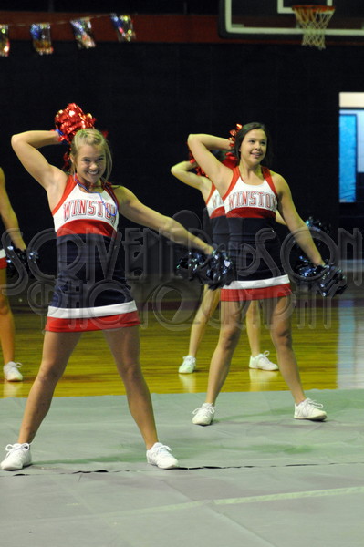 8-28 WA Pep Rally 166.JPG - SCRIVENER D300